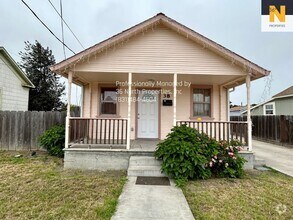 Building Photo - 38-40 Homestead Ave