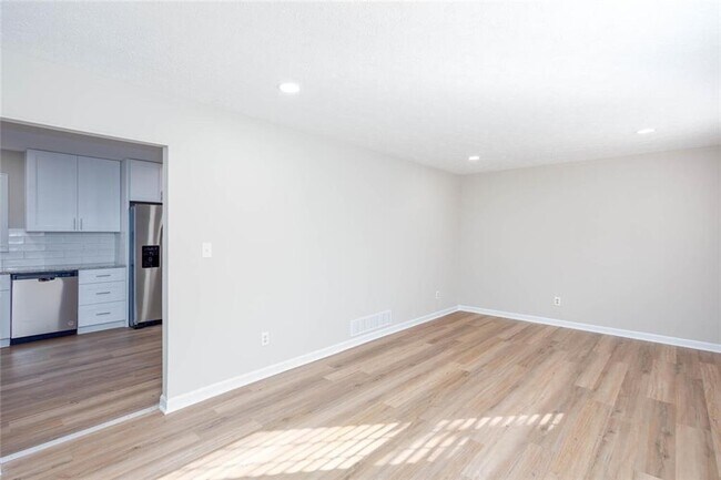 Building Photo - 2468 Brown Deer Trail NW