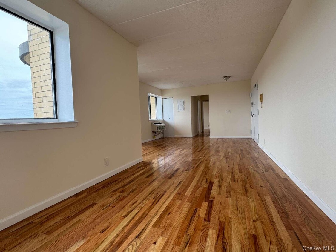 Foto del edificio - 145-18 34th Ave