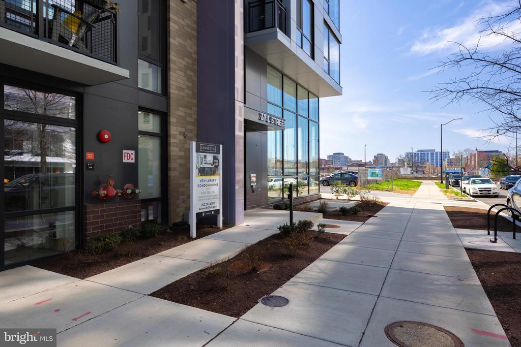 Primary Photo - 37 L St SE