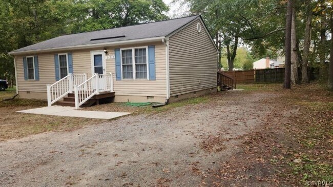 Building Photo - 21319 Bridle Path Dr