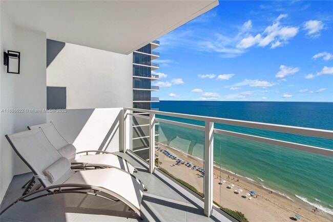 Foto del edificio - 2030 S Ocean Dr