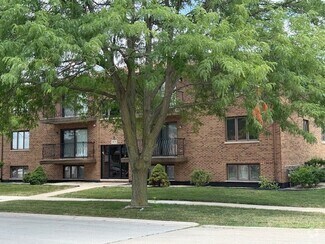 Building Photo - 8659 Meade Ave