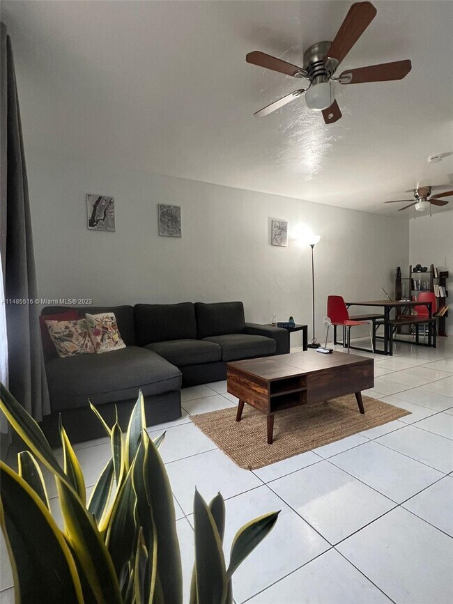 Foto del edificio - 1431 SW 20th St