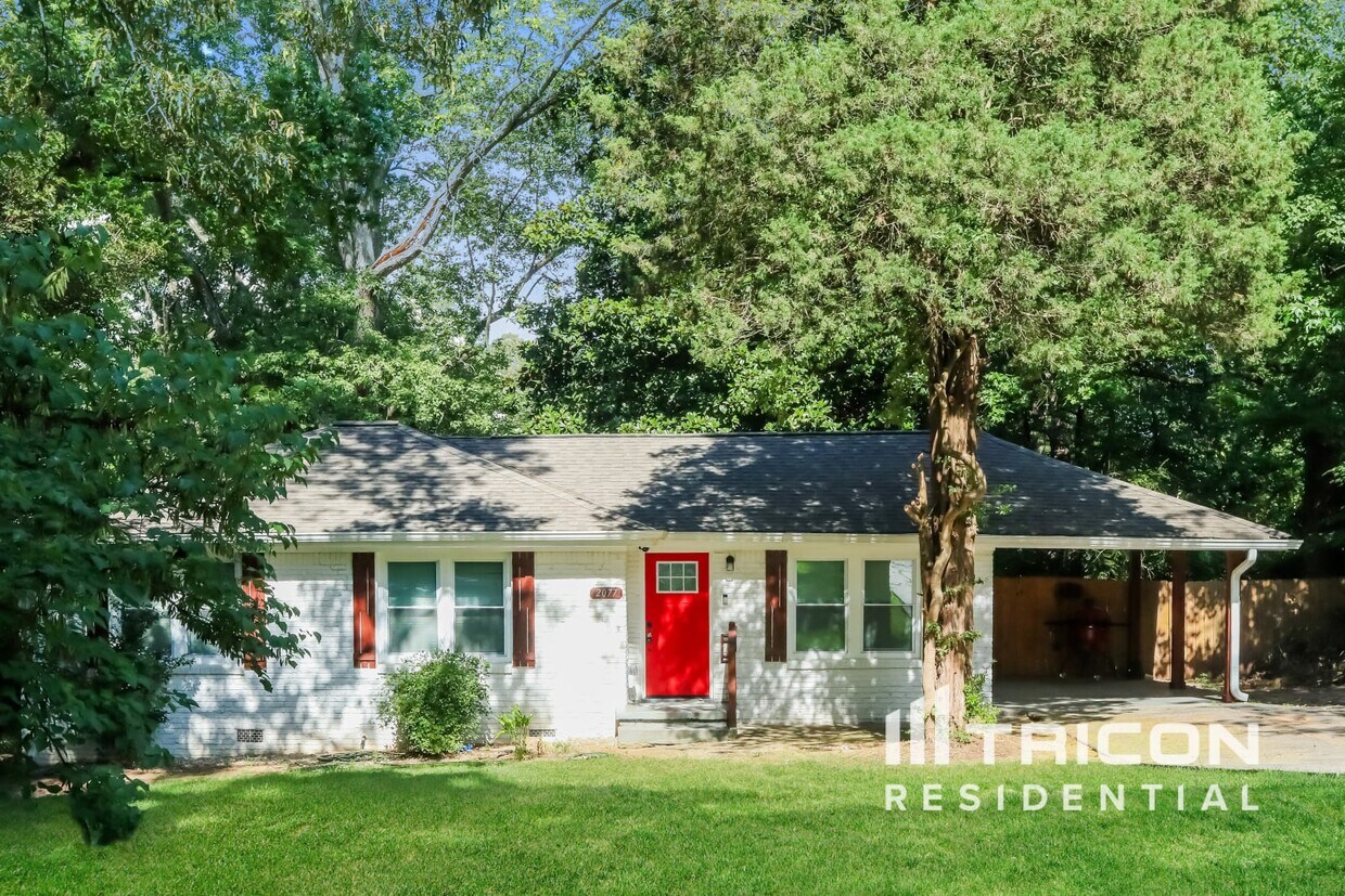 Foto principal - 2077 Sandtown Rd SW
