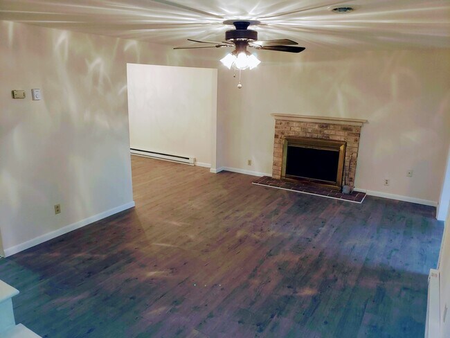 Living room - 11850 Village Heights Dr