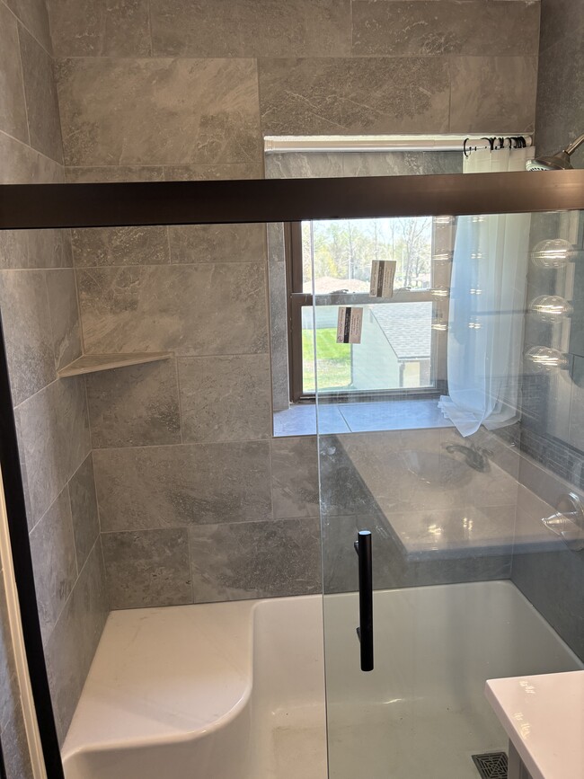 Foto del edificio - 4407 70th St