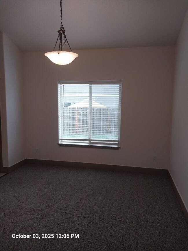 Foto del edificio - 1116 SE Millright Ave