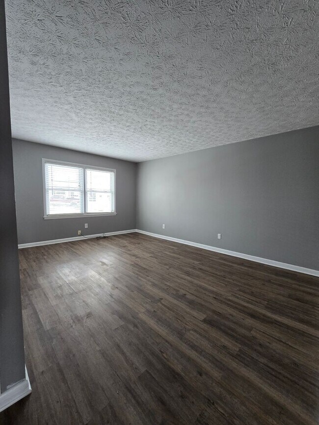 Foto del edificio - Updated 3-Bedroom Home in Owensboro’s Midtown East!