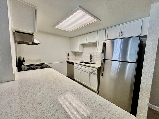 Foto del edificio - 600 Nottingham Oaks Trail