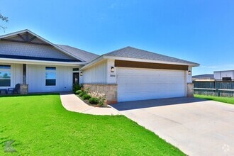 Building Photo - 3802 Carrera Ln