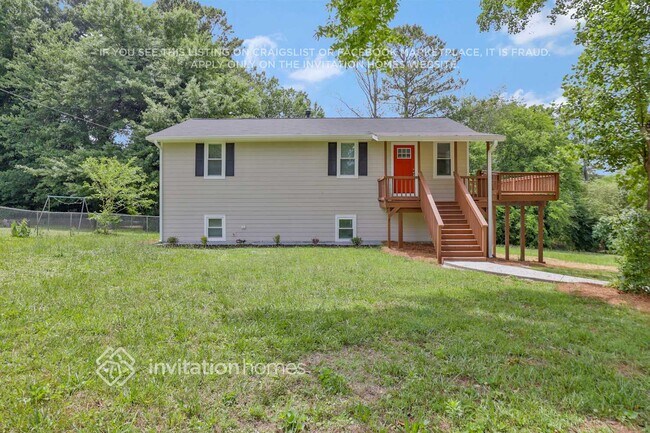 Building Photo - 2627 Chambers Rd