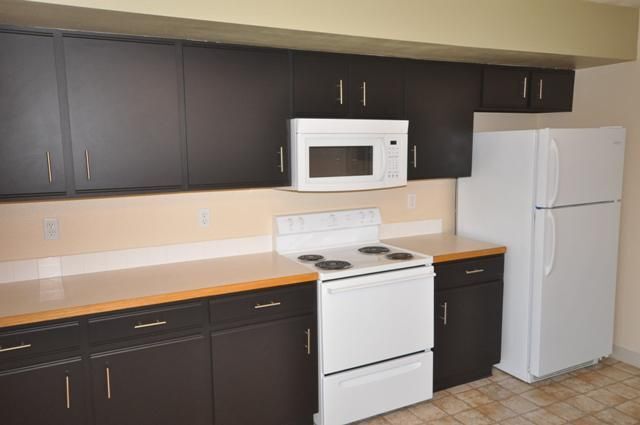 Foto del edificio - 1329 N Stephanie Ln