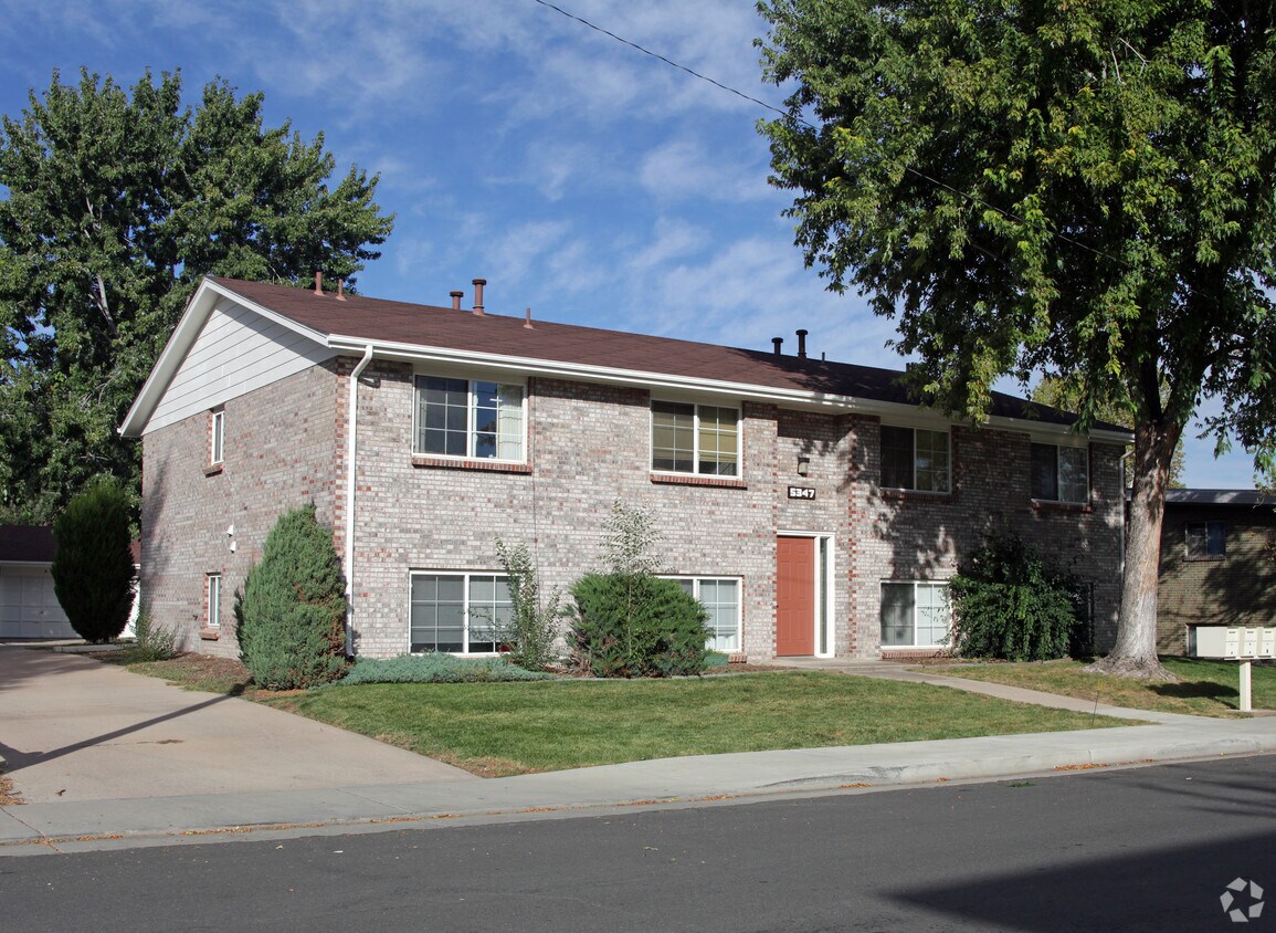 Primary Photo - 5347 South Fox Street