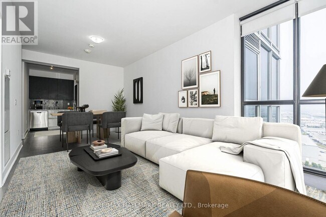 Building Photo - 2916 Hwy 7