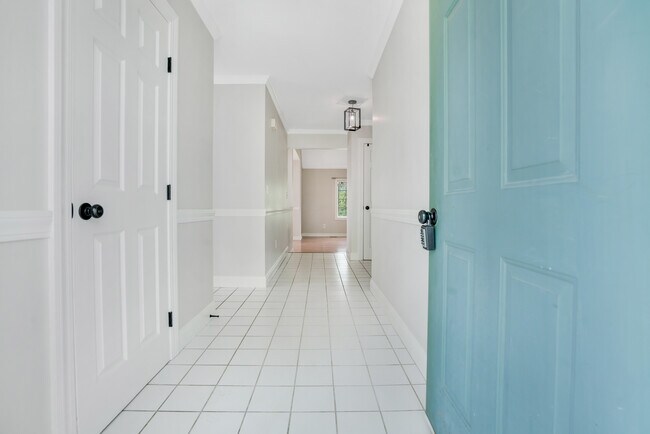 Foto del edificio - 38 Quarry Ridge Rd