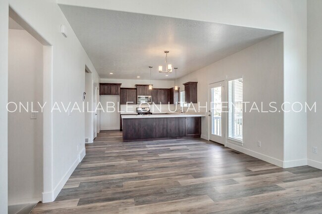 Foto del edificio - 1692 Aspen Loop