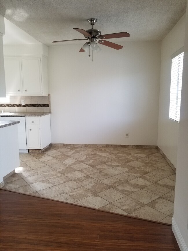 Building Photo - 12776 Caswell Ave