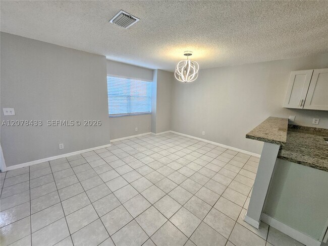 Foto del edificio - 9505 NW 42nd St