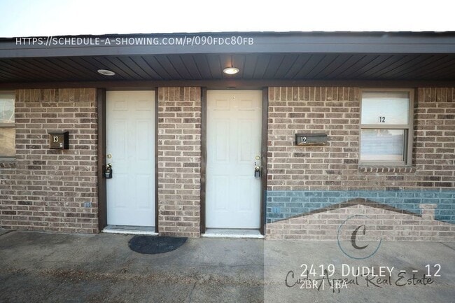 Building Photo - 2419 Dudley St