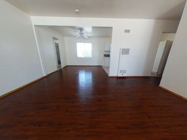 Foto del edificio - 5086 55th Pl