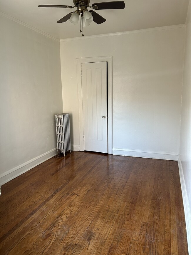 Foto del edificio - 6523 S Greenwood Ave