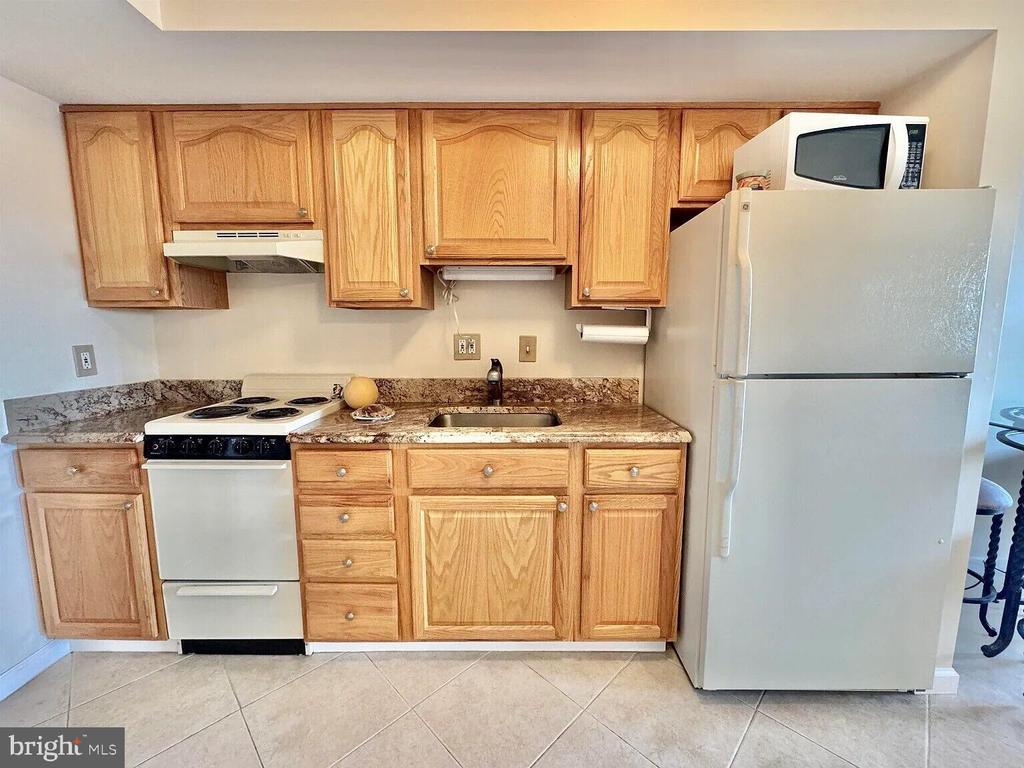 Foto principal - 330 42nd St S