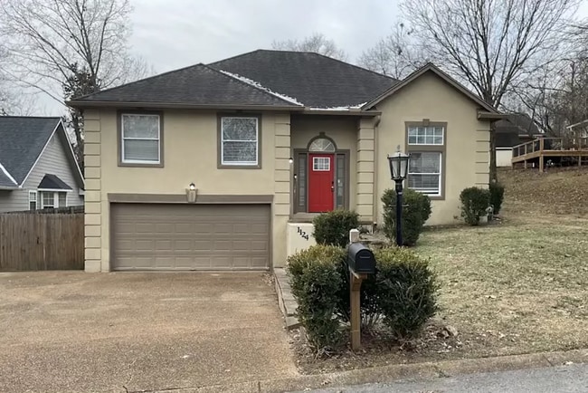 Building Photo - 1127 White Mountain Ln