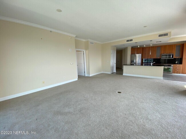 Foto del edificio - 1431 Riverplace Blvd