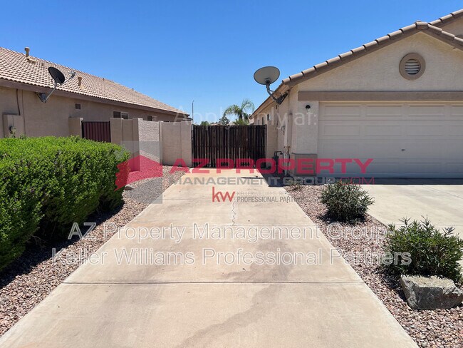 Foto del edificio - 8035 W Melinda Ln
