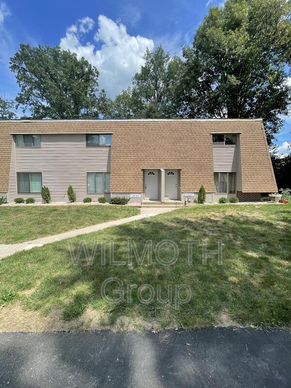 Primary Photo - 3135 Wedgewood Ct