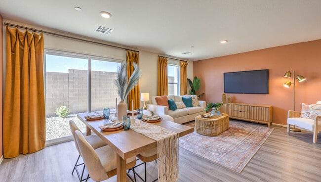 Building Photo - 1991 Hydrangea Pl