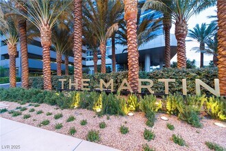 Building Photo - 4471 Dean Martin Dr Building Photo - 4471 Dean Martin Dr