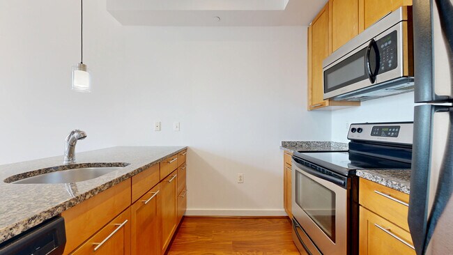 Interior Photo - View 14