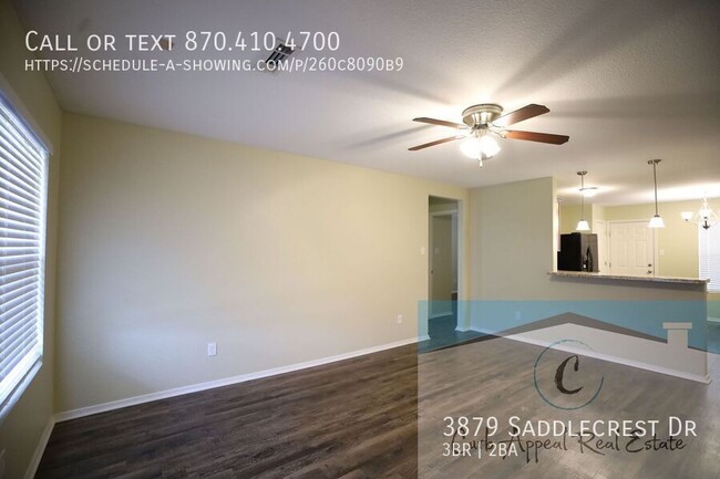 Building Photo - Move in special $800!! Beautiful 3 bed / 2...