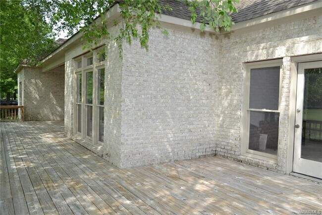 Building Photo - 9692 Bent Brook Dr