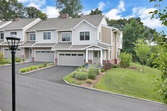 Building Photo - 314 Boulder Ridge Rd