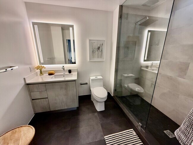 Foto del edificio - 169 NW 26th St