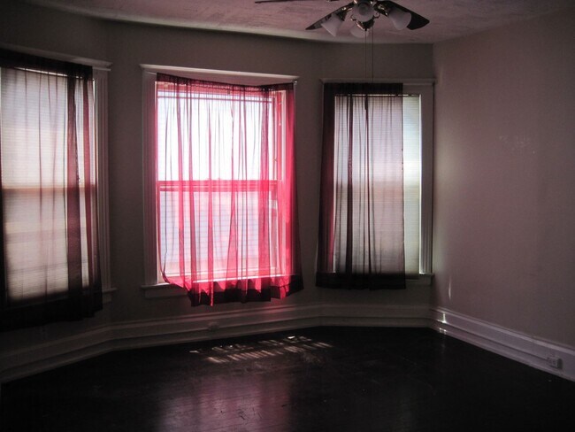 Foto del edificio - 2609 N Maryland Ave