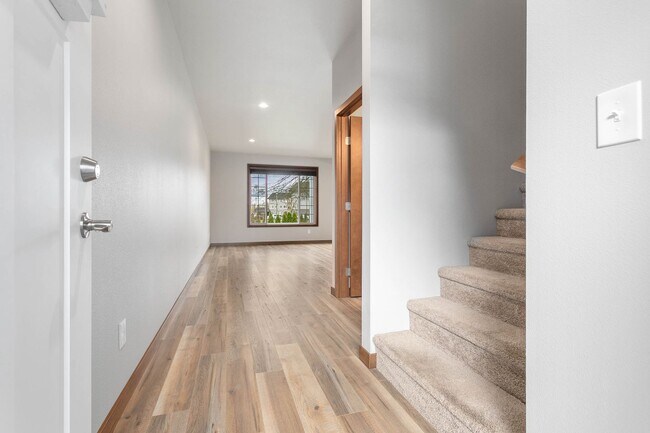 Foto del edificio - 313 Nooksack Ave