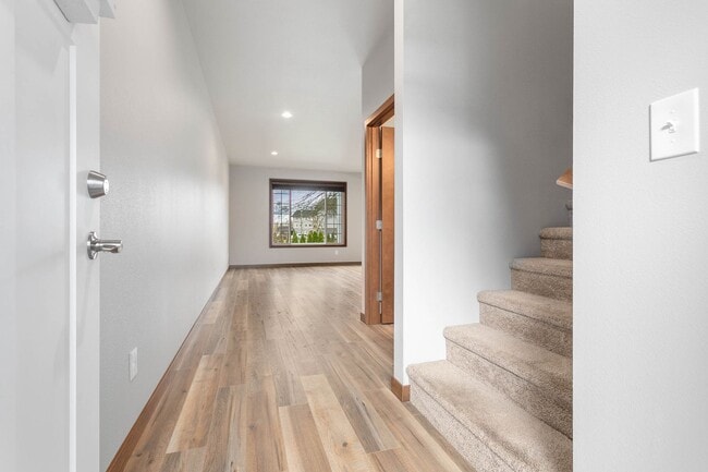 Building Photo - 313 Nooksack Ave
