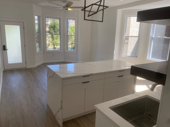 Sala de estar - 1507 West St