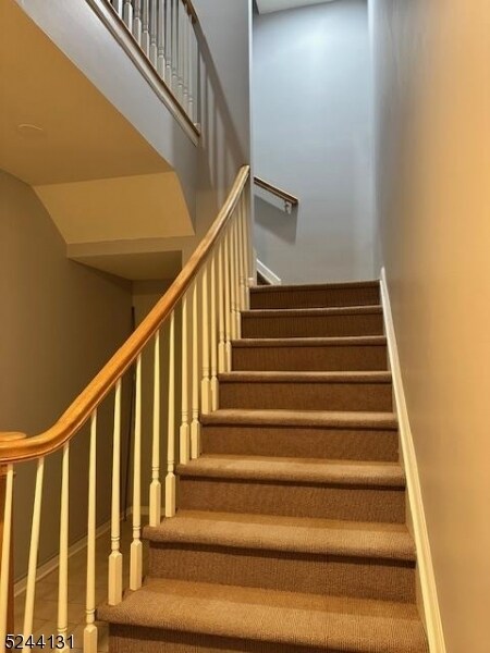 Foto del edificio - 607 Binghampton Ln