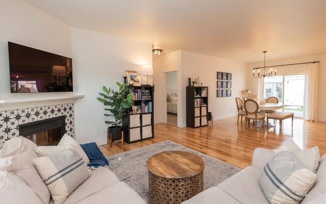 Foto del edificio - 20670 White Dove Ln