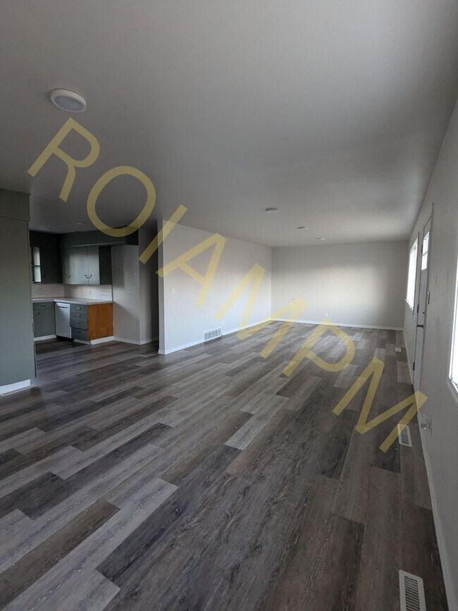 Foto del edificio - Charming 4-Bed 2-Bath house in Buhl