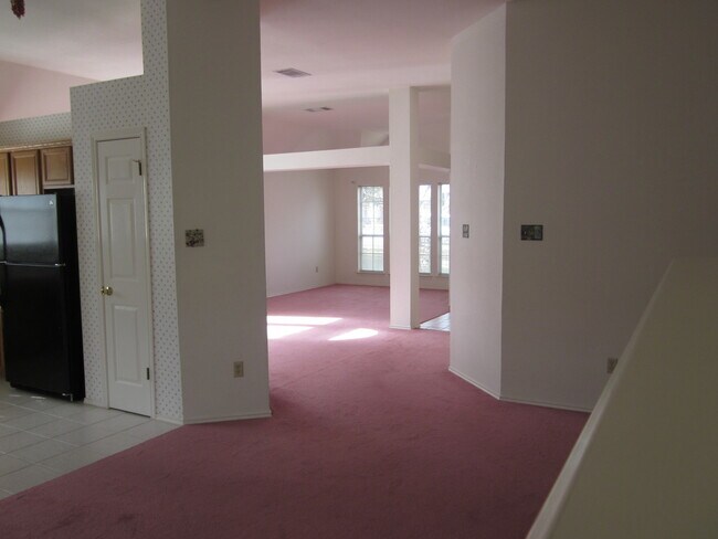 Foto del edificio - 2 Bedroom 2 Bathroom Home-Georgetown