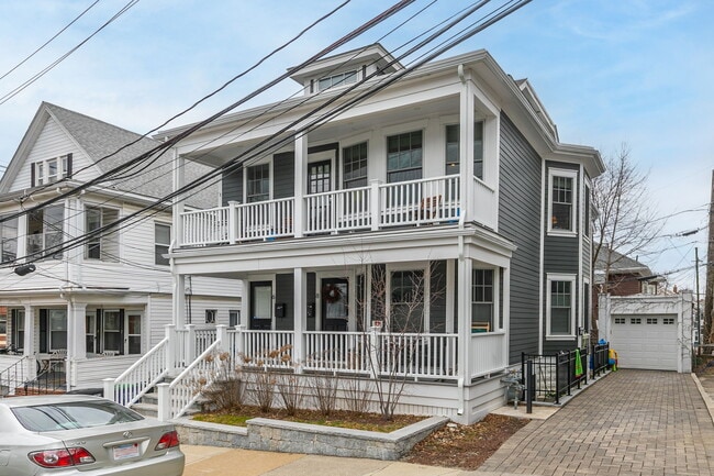 Foto del edificio - 8 Hamilton Rd