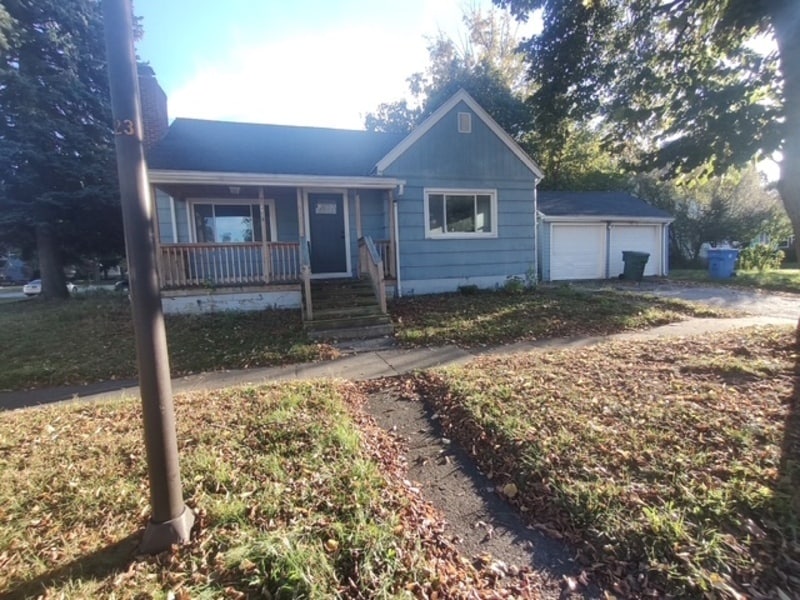 Primary Photo - 175 Long Acre Rd