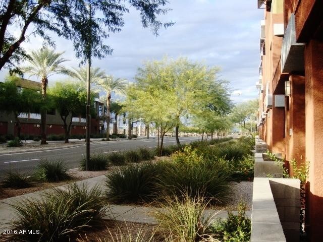 Foto del edificio - 6605 N 93RD Ave