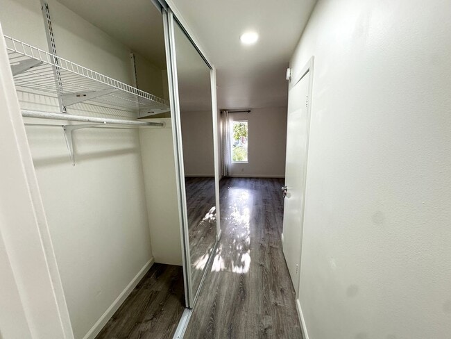 Foto del edificio - $500 OFF 1ST MONTHS RENT! 1 Bedroom Home i...